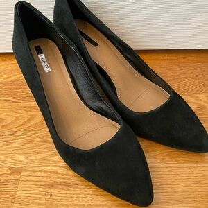 TAHARI Black Women's square heel